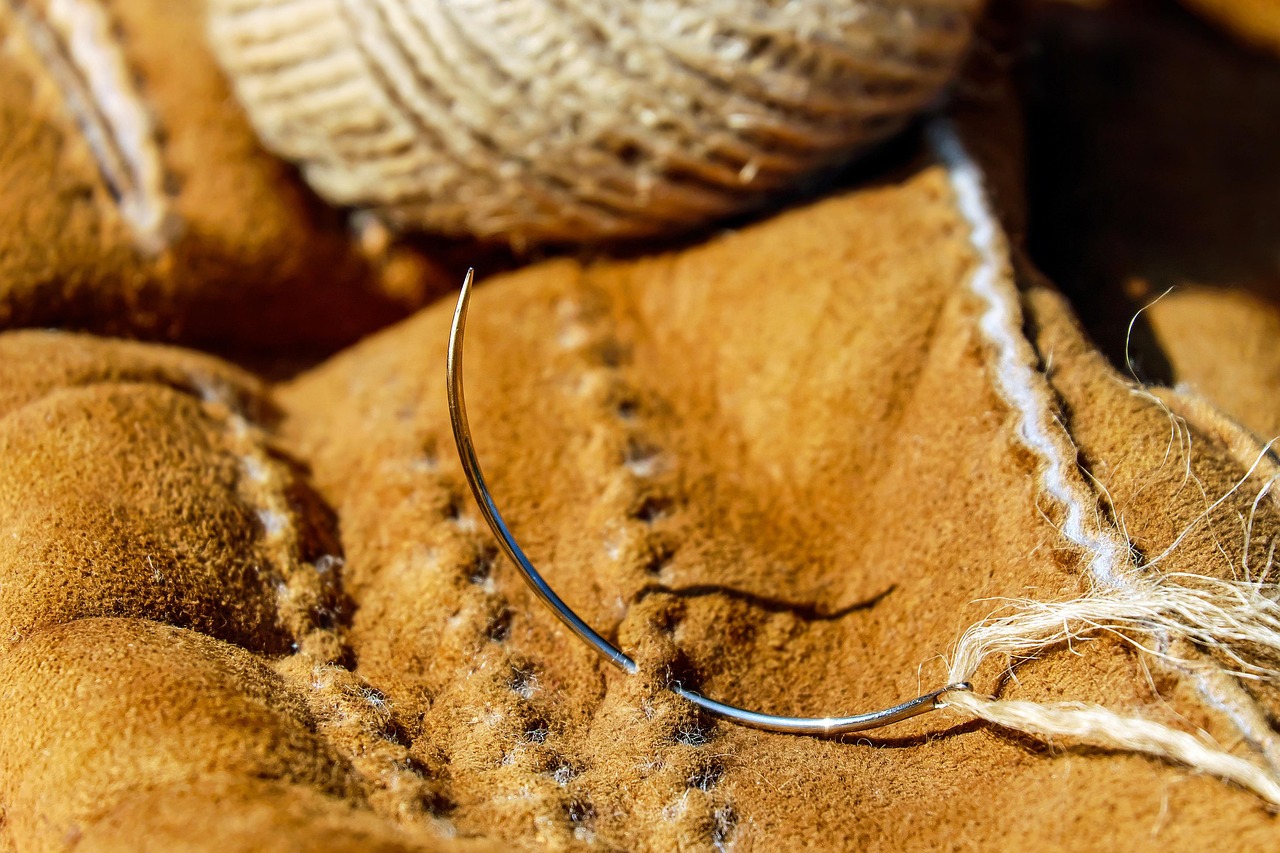 entdecken sie effektive lederpflege-tipps und hochwertige produkte für die reinigung, pflege und den schutz ihrer lederartikel – für langanhaltende schönheit und geschmeidigkeit.